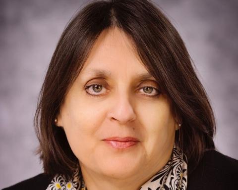 Carrie de Silva alumna