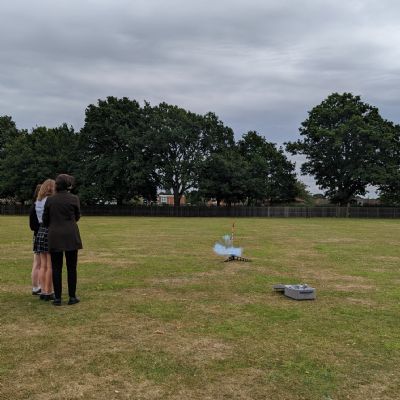 Take-off 6th formers