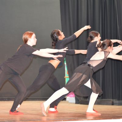 RedShoestheatreproduction202323)