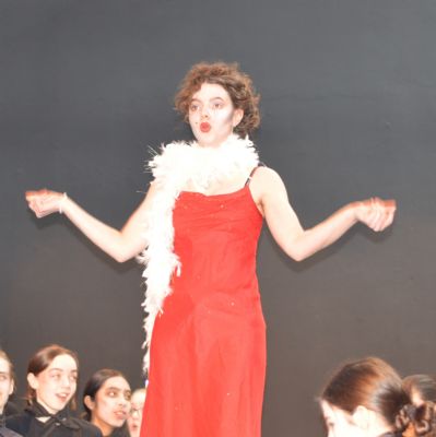 RedShoestheatreproduction2023LadyLydia