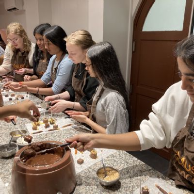 ParisFebruary2023Chocolatemaking20)