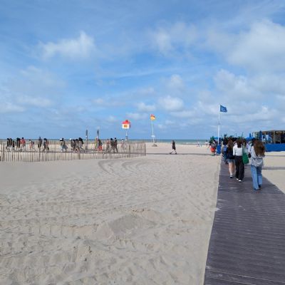 FranceIceCreamandBeachJuly20233)